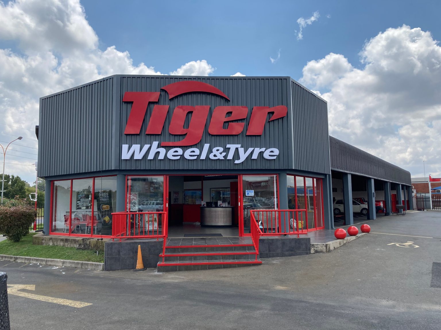 New Tiger Wheel & Tyre Fitment Centre Opens Its Doors TiAuto