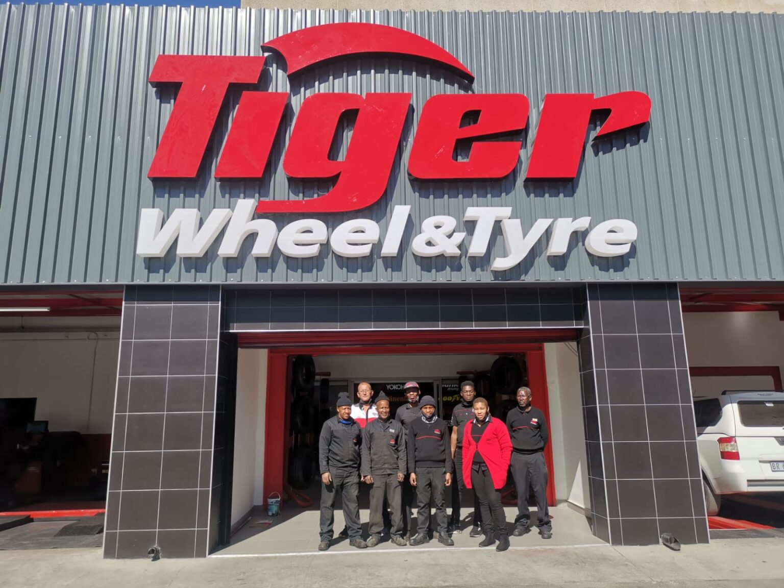 New Tiger Wheel & Tyre Opens at Killarney Mall TiAuto Investments
